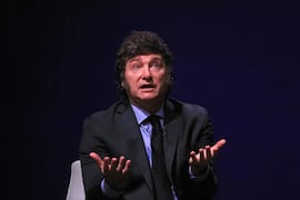 Milei culpa a feministas y al aborto de la baja natalidad en Argentina
