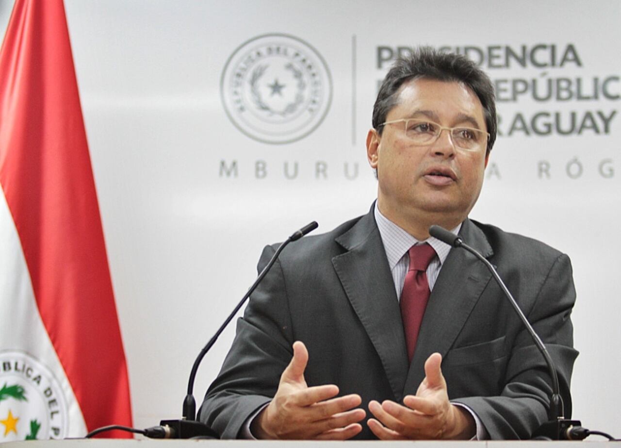 Gustavo Leite.