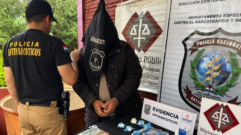 El detenido por presunto narcotraficante también tenía orden de captura por supuesto abuso sexual en niños, coacción y violencia familiar.