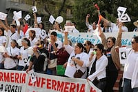 Movilización nacional de enfermería exige pago de plus nocturno y estabilidad laboral