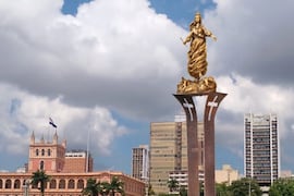 Dieron la palada inicial para el monumento a la Virgen de la Asunción en la Costanera