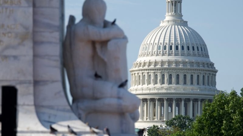 Cúpula del Capitolio, en Washington D.C. Desde ayer los estadounidenses votan para la renovación parcial del legislativo. (AFP).