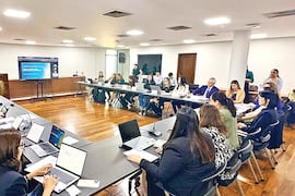 El MEF y el BID evalúan reformas estructurales para ingreso a la OCDE