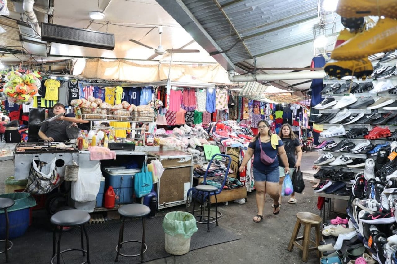Los días feriados también generan gran movimiento comercial y circulante del dinero en mercados del área metropolitana.