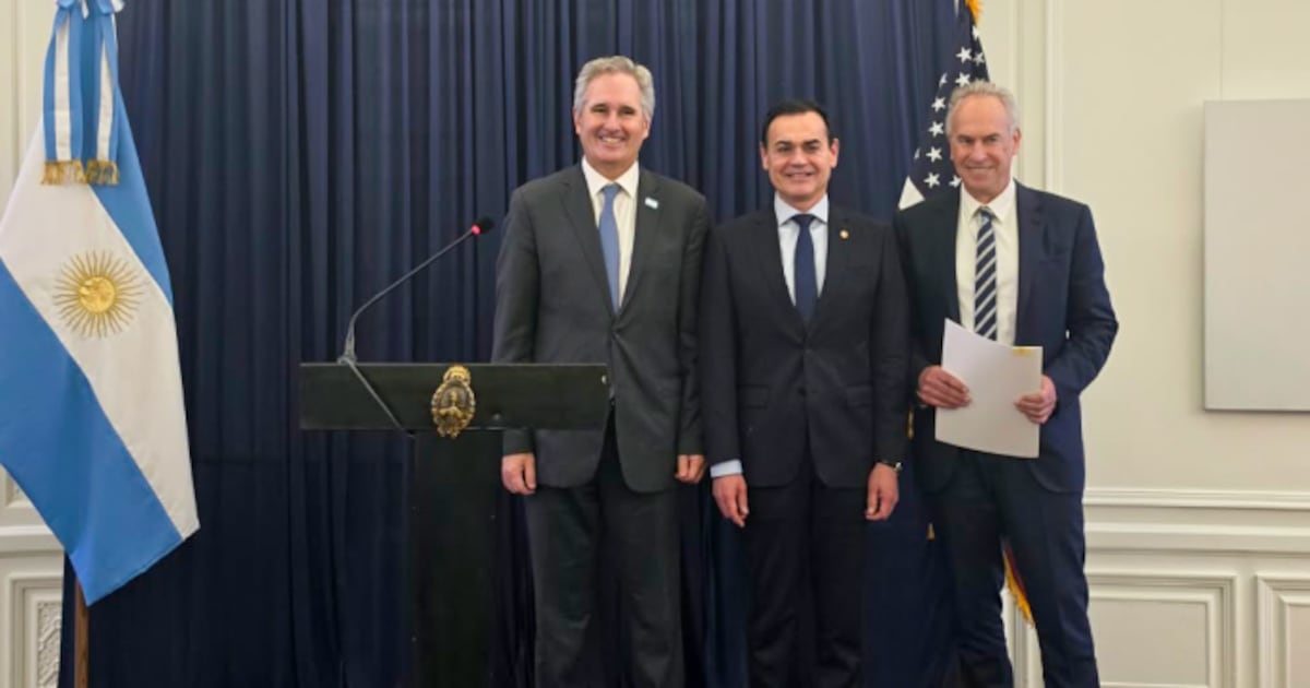 Paraguay fortalece su vínculo con Israel y solicita ser parte de la IHRA