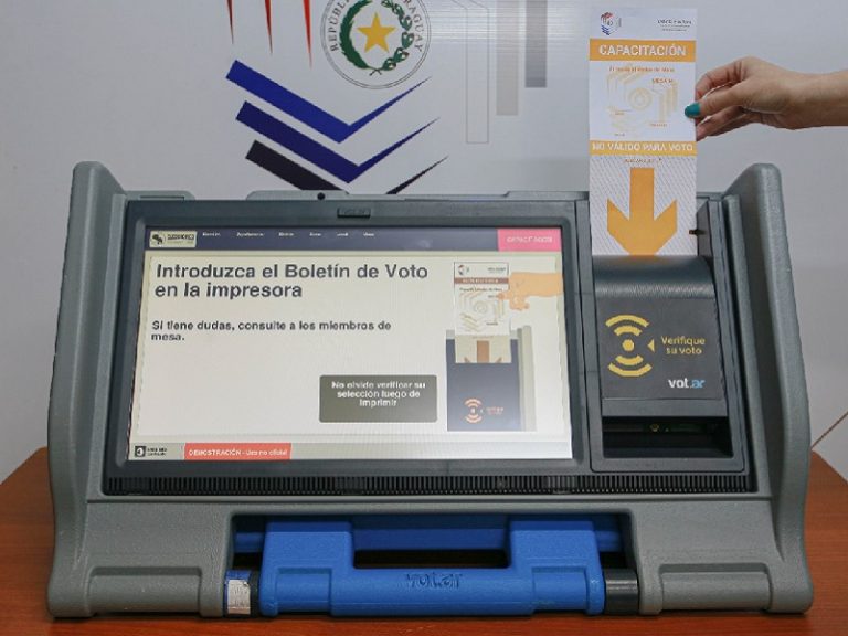TSJE se dio cuenta de falencias e insistirá en capacitación para usar las máquinas de votación