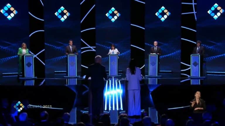 Comenzó votación en Argentina