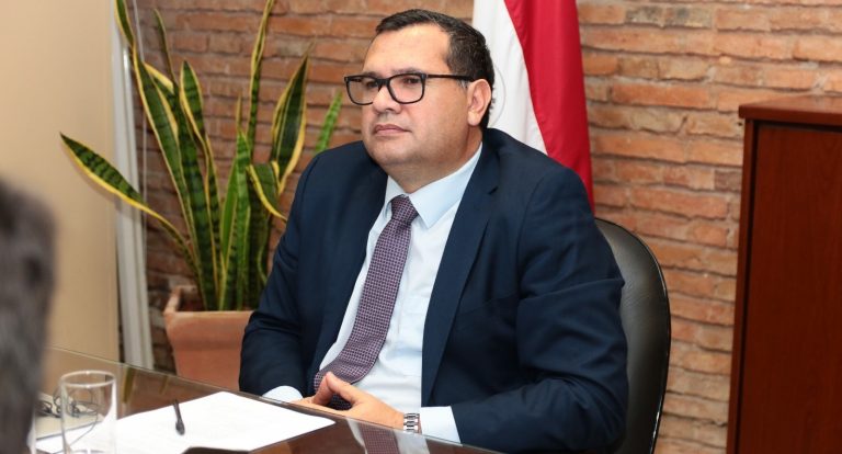 Senado designa a Derlis Maidana como nuevo representante ante el JEM en vez de Hernán Rivas