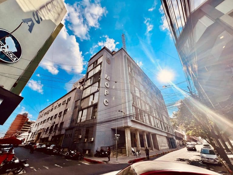 MOPC supera el promedio de ejecución presupuestaria 2024