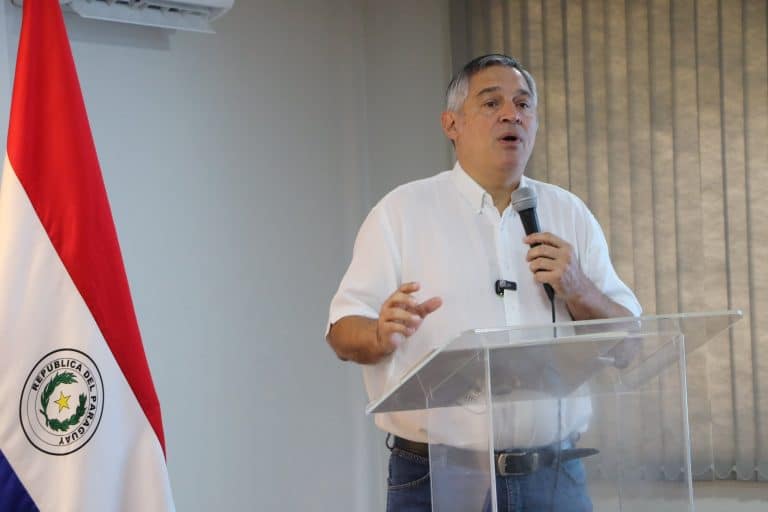 Con el mismo presupuesto se distribuye más kits, destacó Ramírez