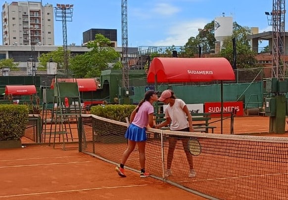 Valeria sigue imparable y aplasta a la uruguaya Muela en el Asunción Bowl