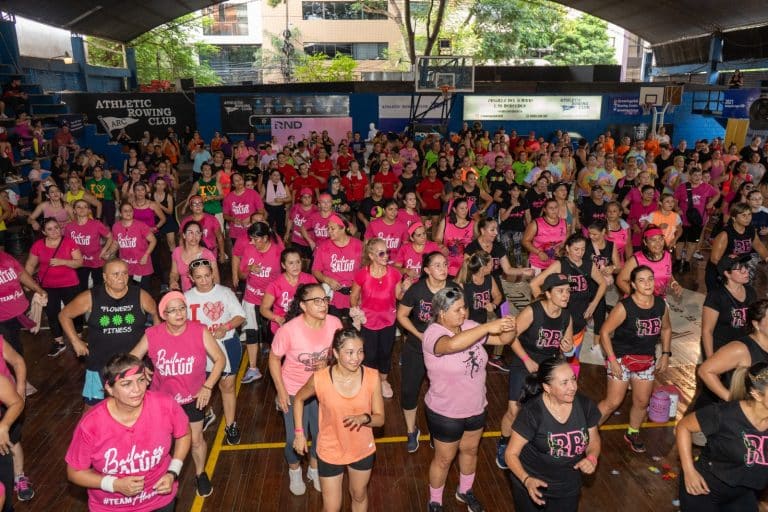 Masterclass de Zumba en homenaje a la mujer paraguaya