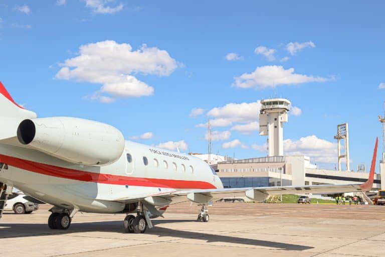 Una aeronave brasileña realiza inspección aérea en Paraguay
