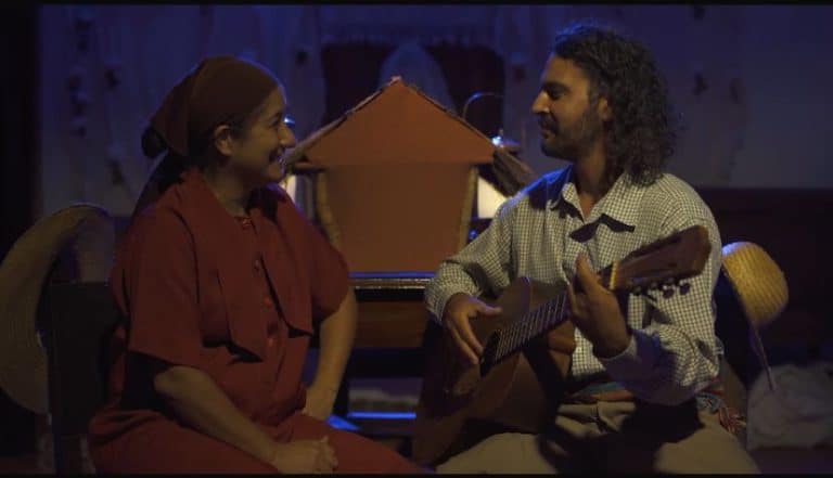 Obra teatral ÑEMBO´E: Memoria, lucha y resistencia en escena