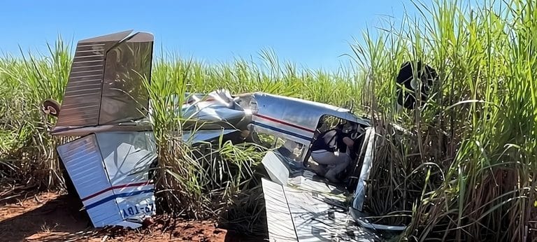 Cinco personas resultaron ilesas tras accidente de avioneta