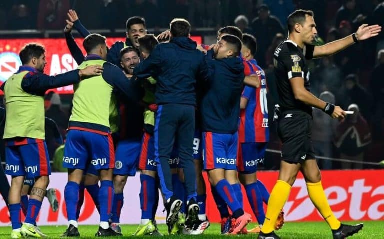 Orlando Gil tapa penal decisivo y clasifica a San Lorenzo a semifinal