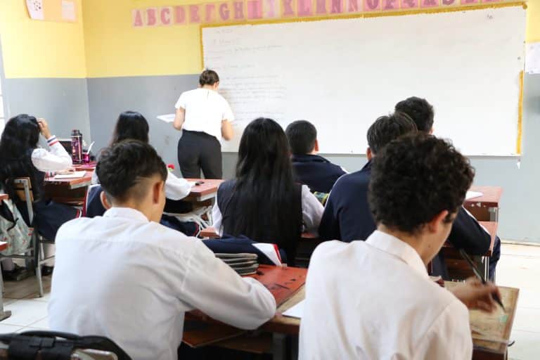 MEC apuesta por formación docente para mejorar calidad educativa